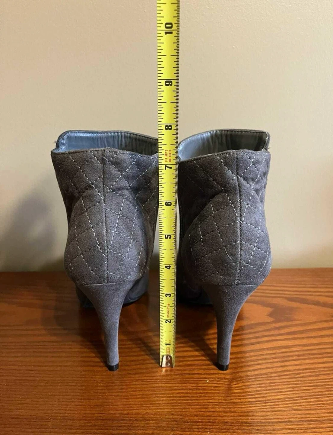 LADIES ZIPPERED ANKLE BOOTS/LACE UP BOOTS (Size 6.5-7) - photo 5