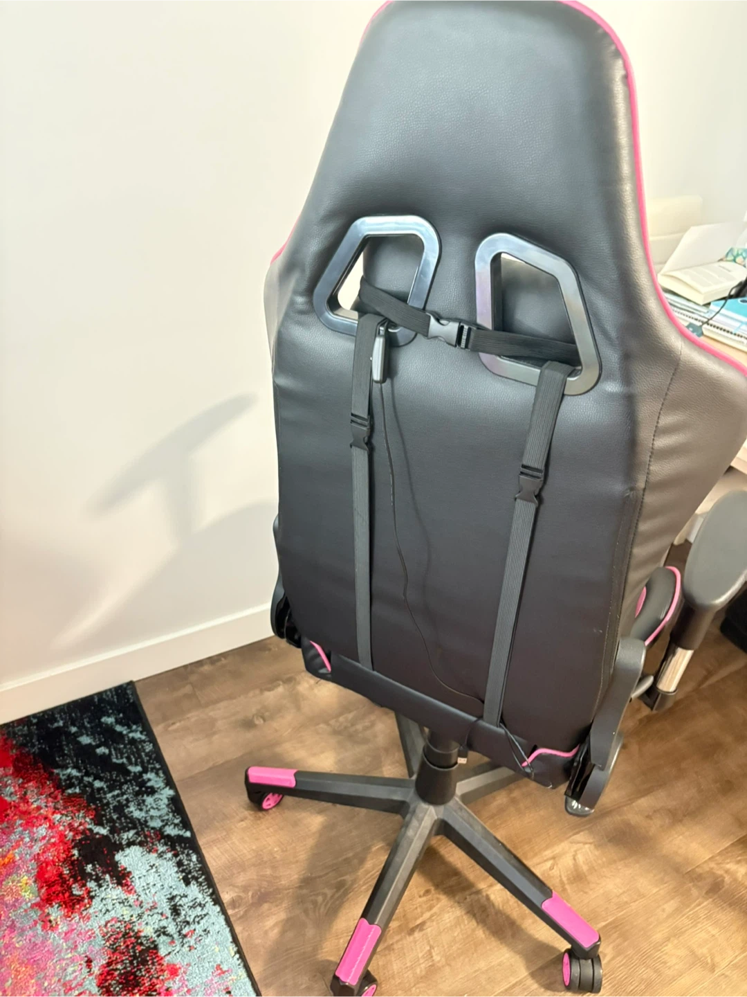 Goplus Gaming Chair Black and pink - photo 3