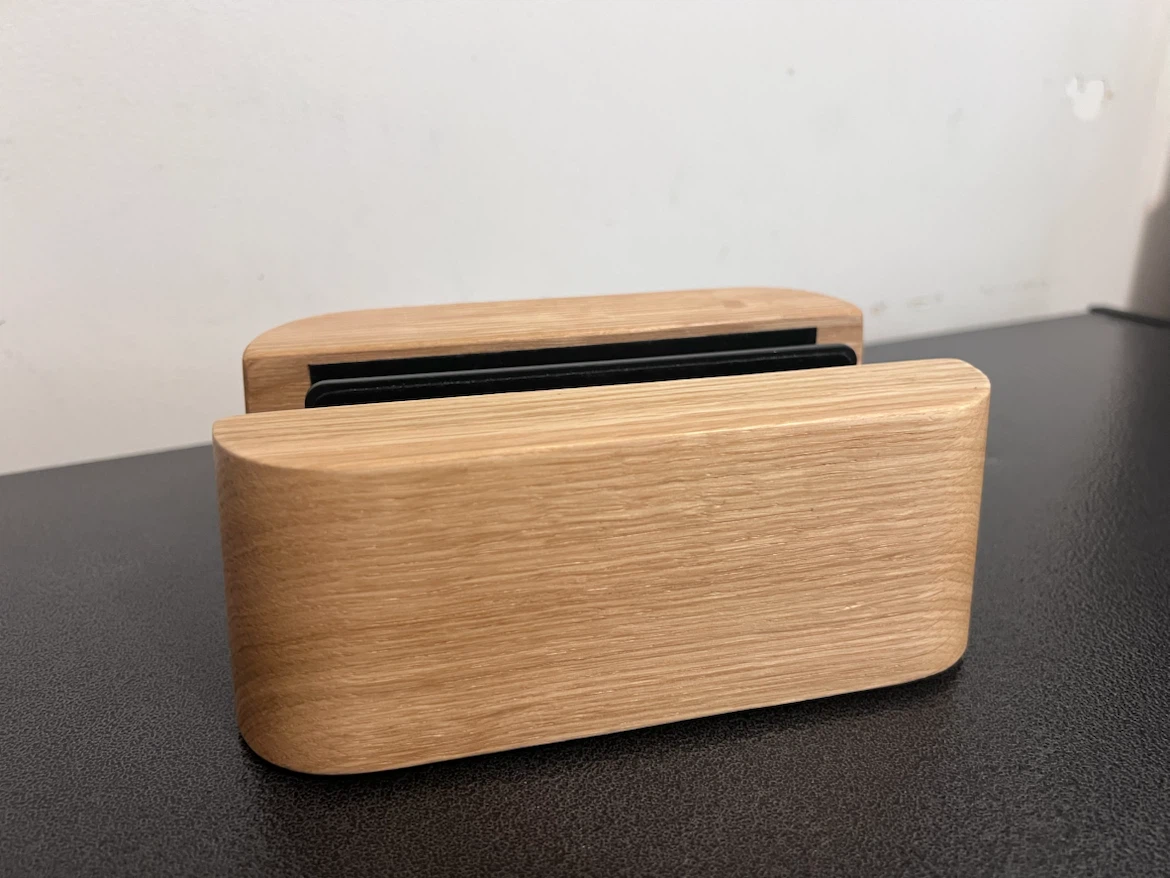 COREMINDED Solid Oak Adjustable Vertical Laptop Stand