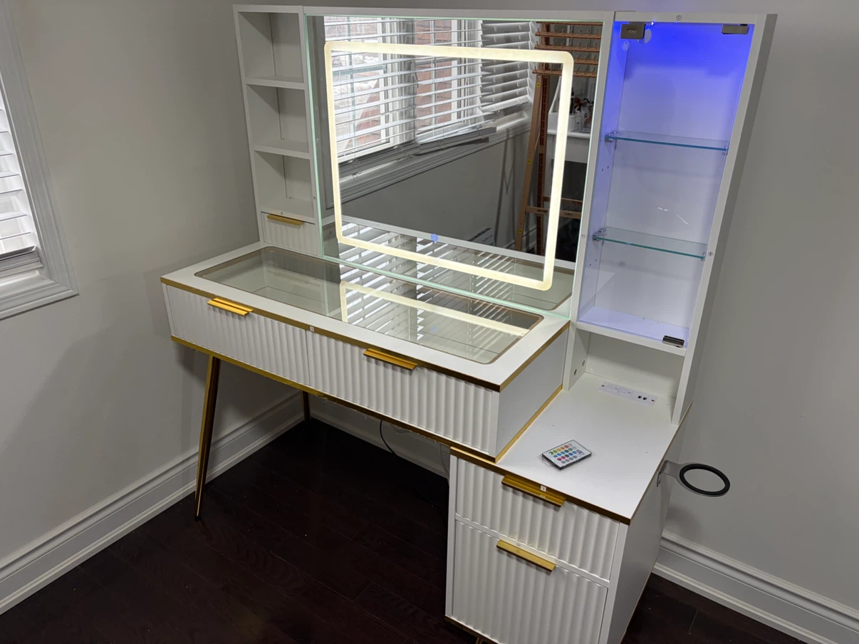 New George Oliver Fluted Makeup Vanity Desk with Lighted Mirror
