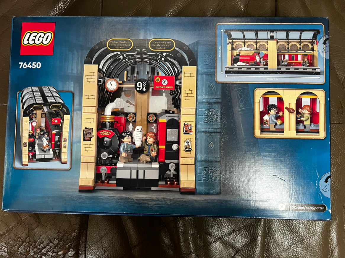 LEGO Harry Potter Book Nook: Hogwarts Express 76450 - photo 2
