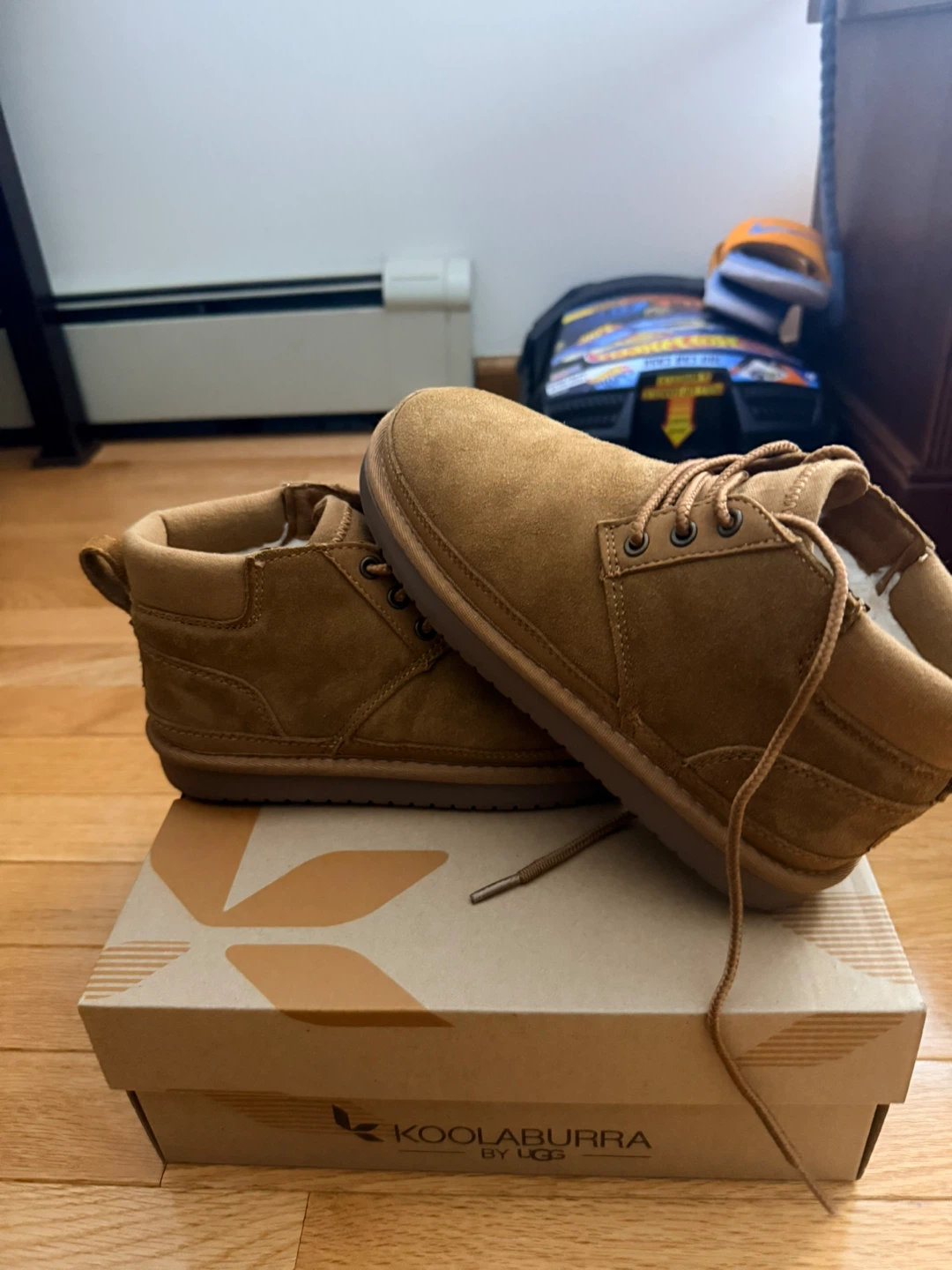 Koolaburra by Uggs K Advay Boys size 2