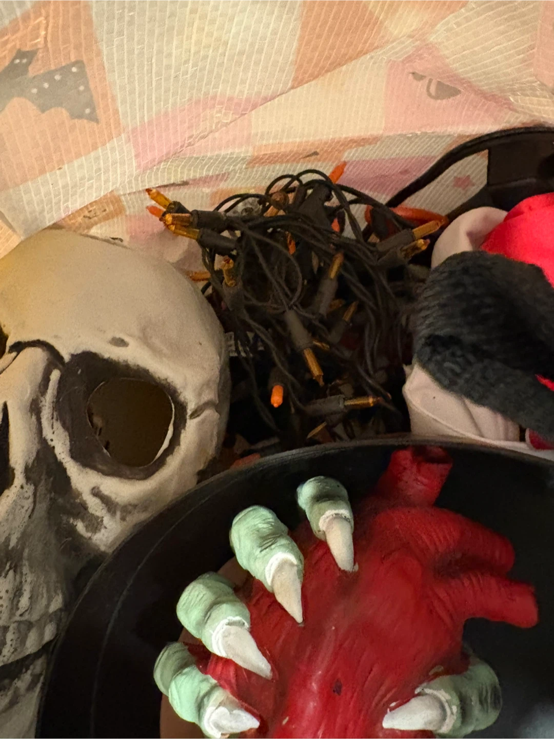Assorted Halloween Decorations and Decor Bundle - photo 4