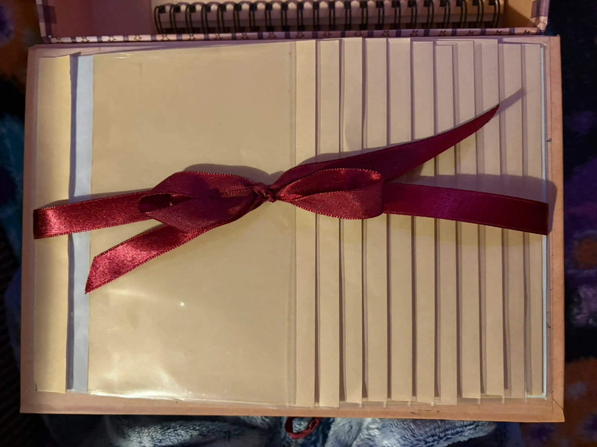 Linda Spivey Special Memories Keepsake Box & Photo Album - photo 2