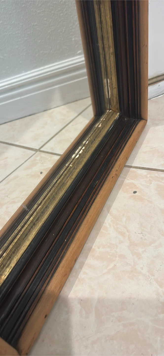 Decorative Wood and Gold Trim Mirror 23”-18” - photo 2