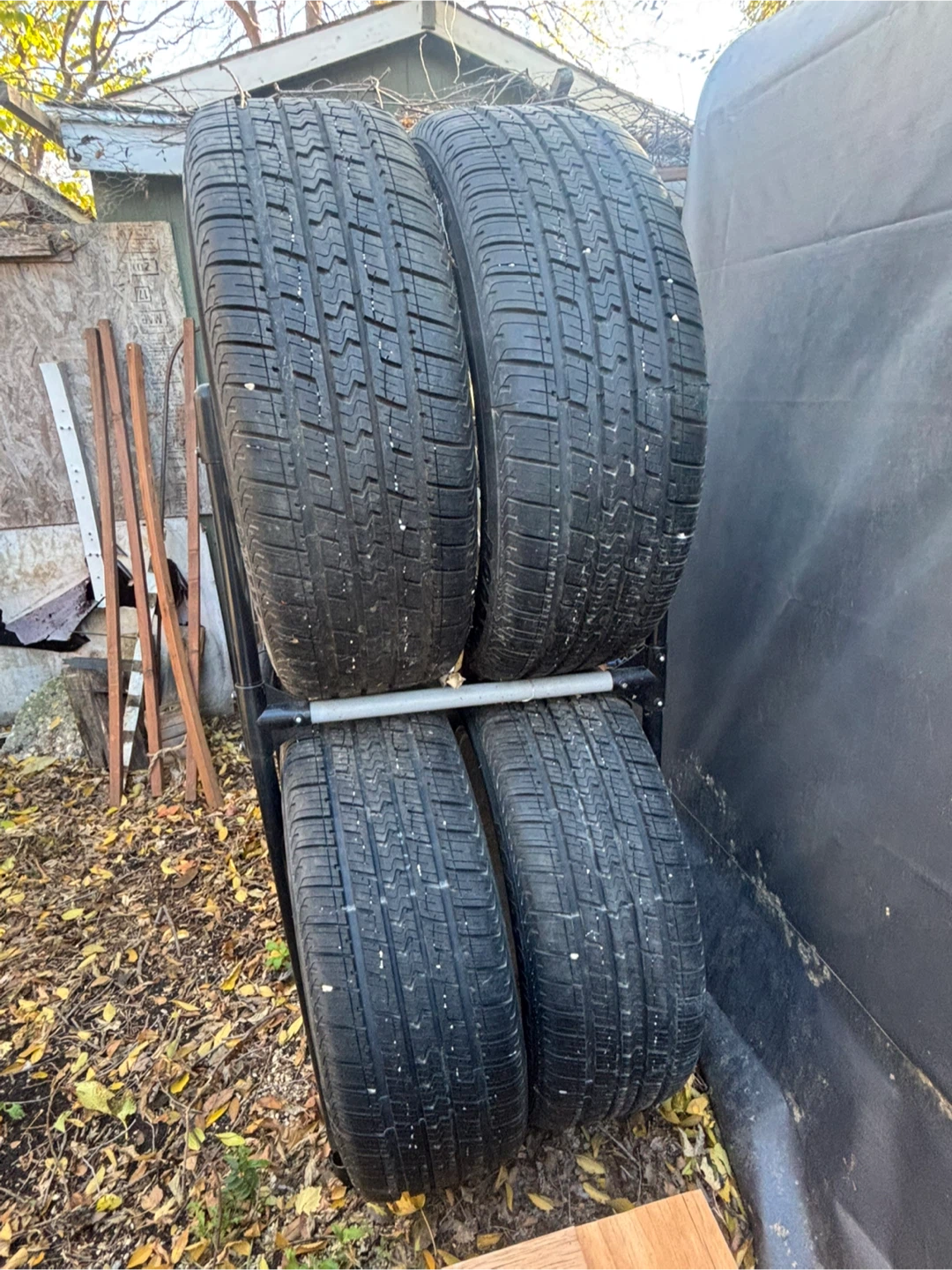 Hercules 235/55R19 Tires with Rims