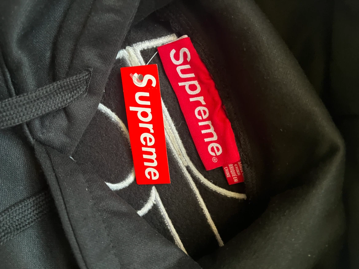 Supreme Black Hoodie - photo 3
