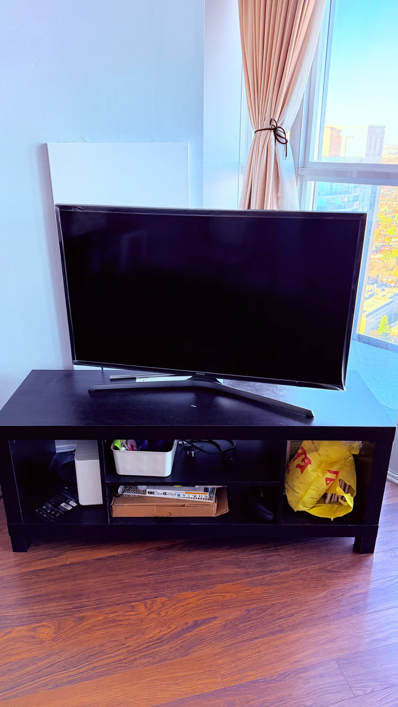 Samsung Smart TV with TV stand - Available on 30th October