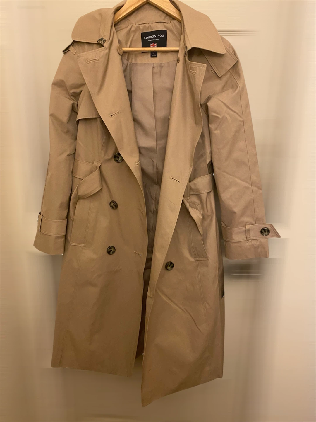 London Fog Classic Beige Double-Breasted Trench Coat with Belt