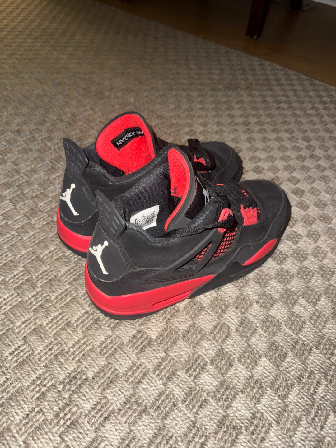 Nike Air Jordan 4 Retro Black Red Size 9