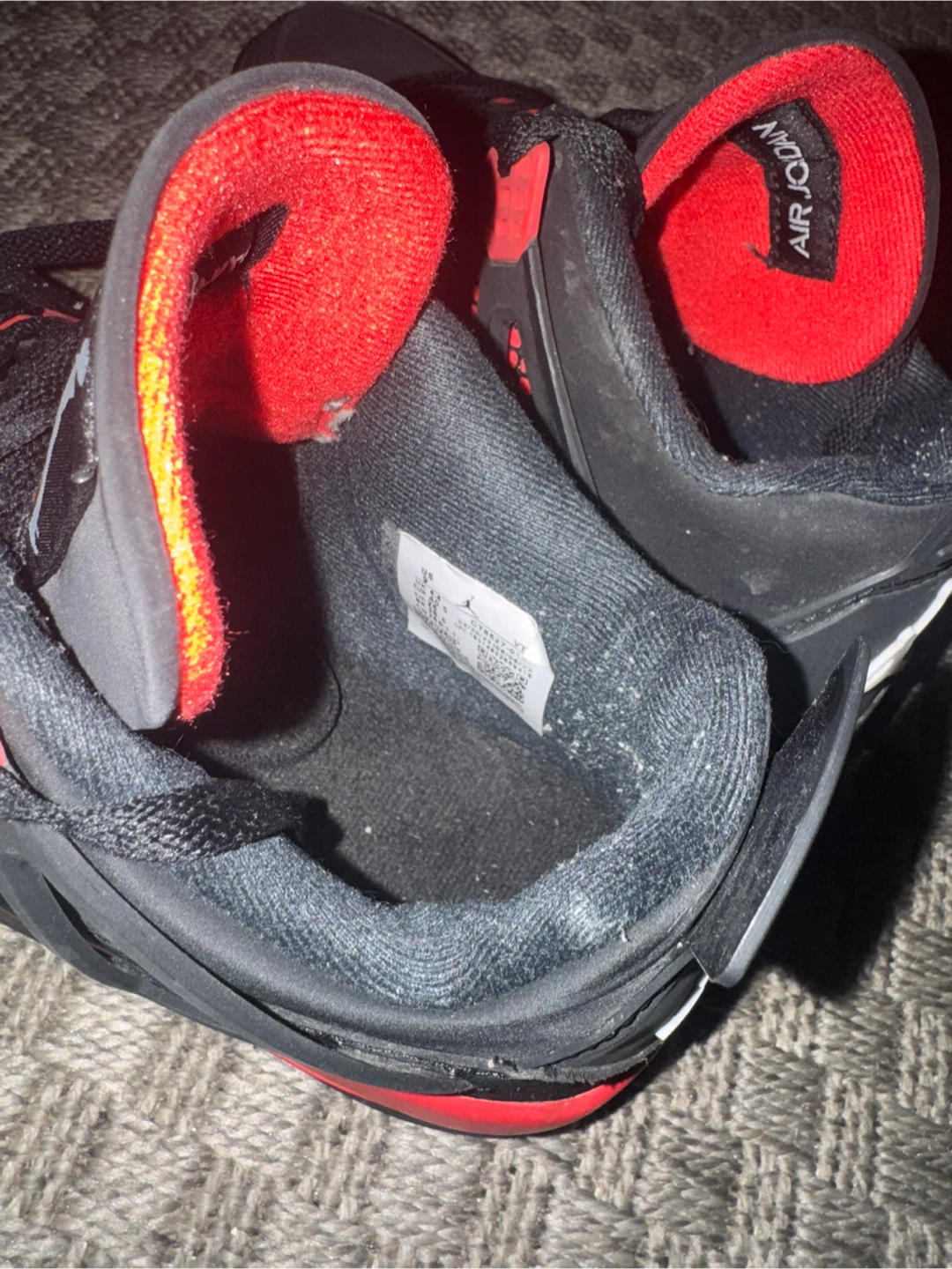 Nike Air Jordan 4 Retro Black Red Size 9 - photo 2