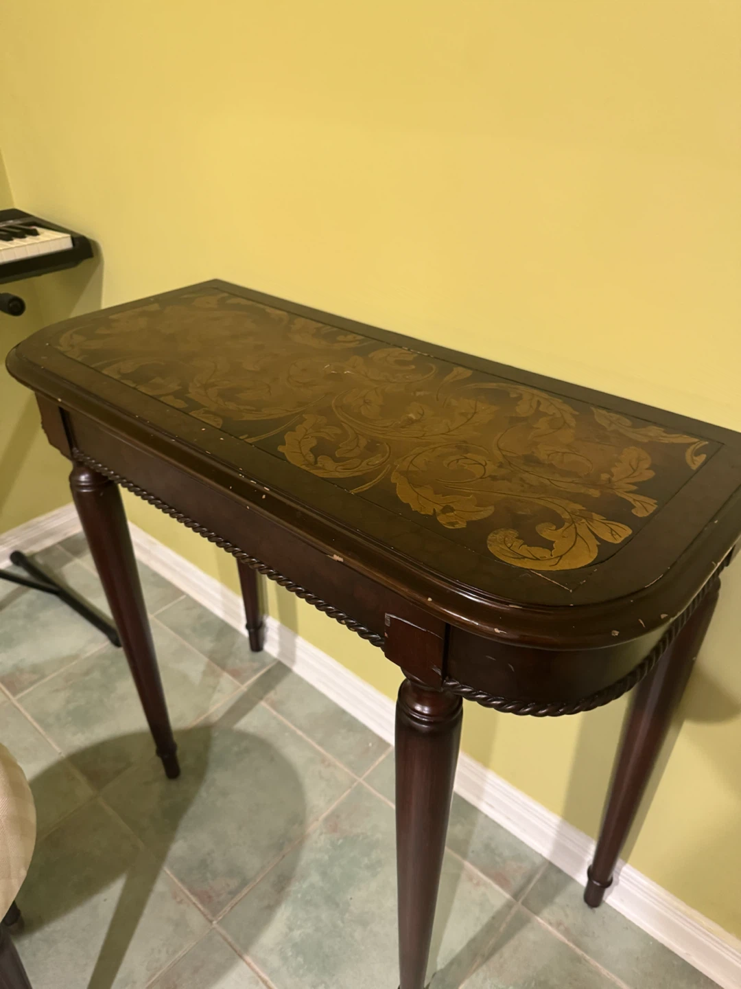 Vintage Style Decorative Wood Console Table
