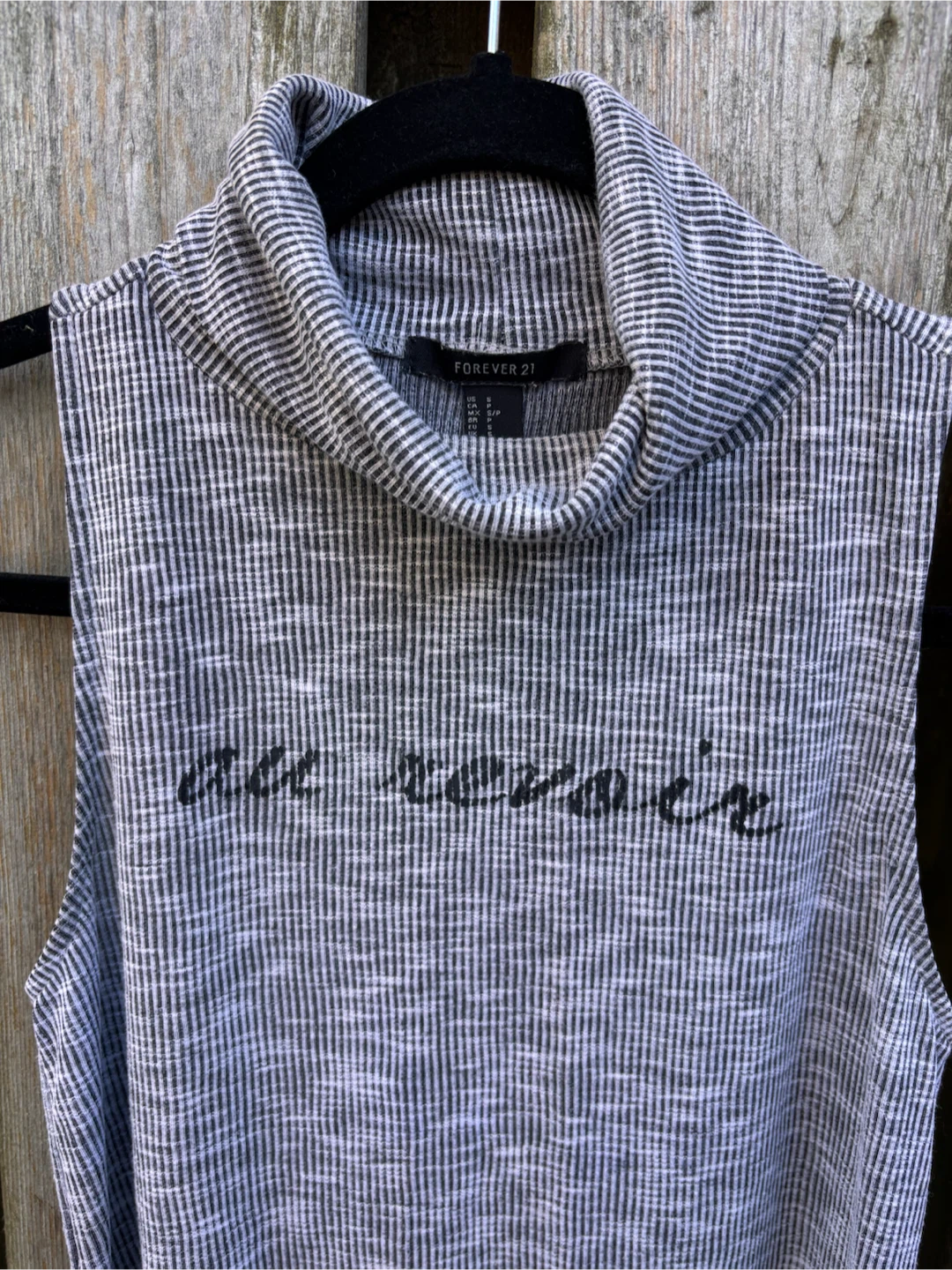 Forever 21 Turtleneck Tank szS - photo 2