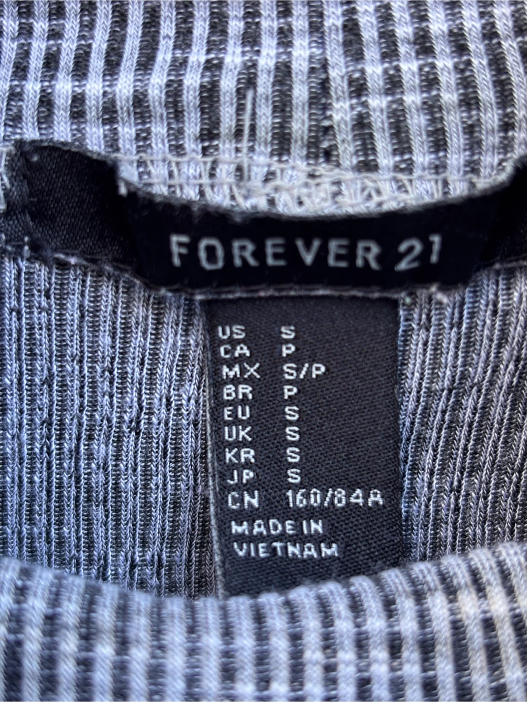 Forever 21 Turtleneck Tank szS - photo 5