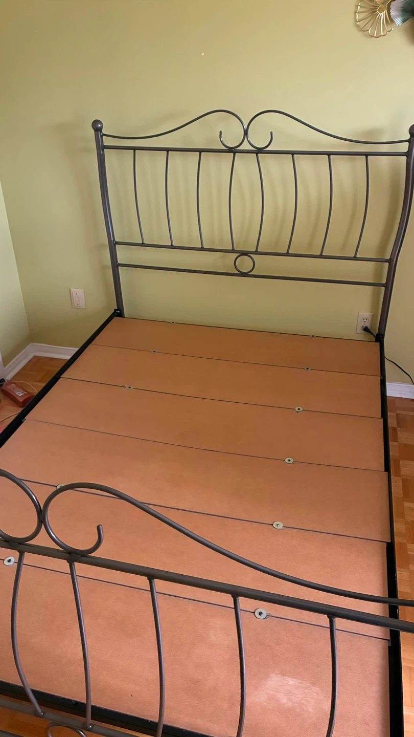 Metal Bed Frame - photo 2