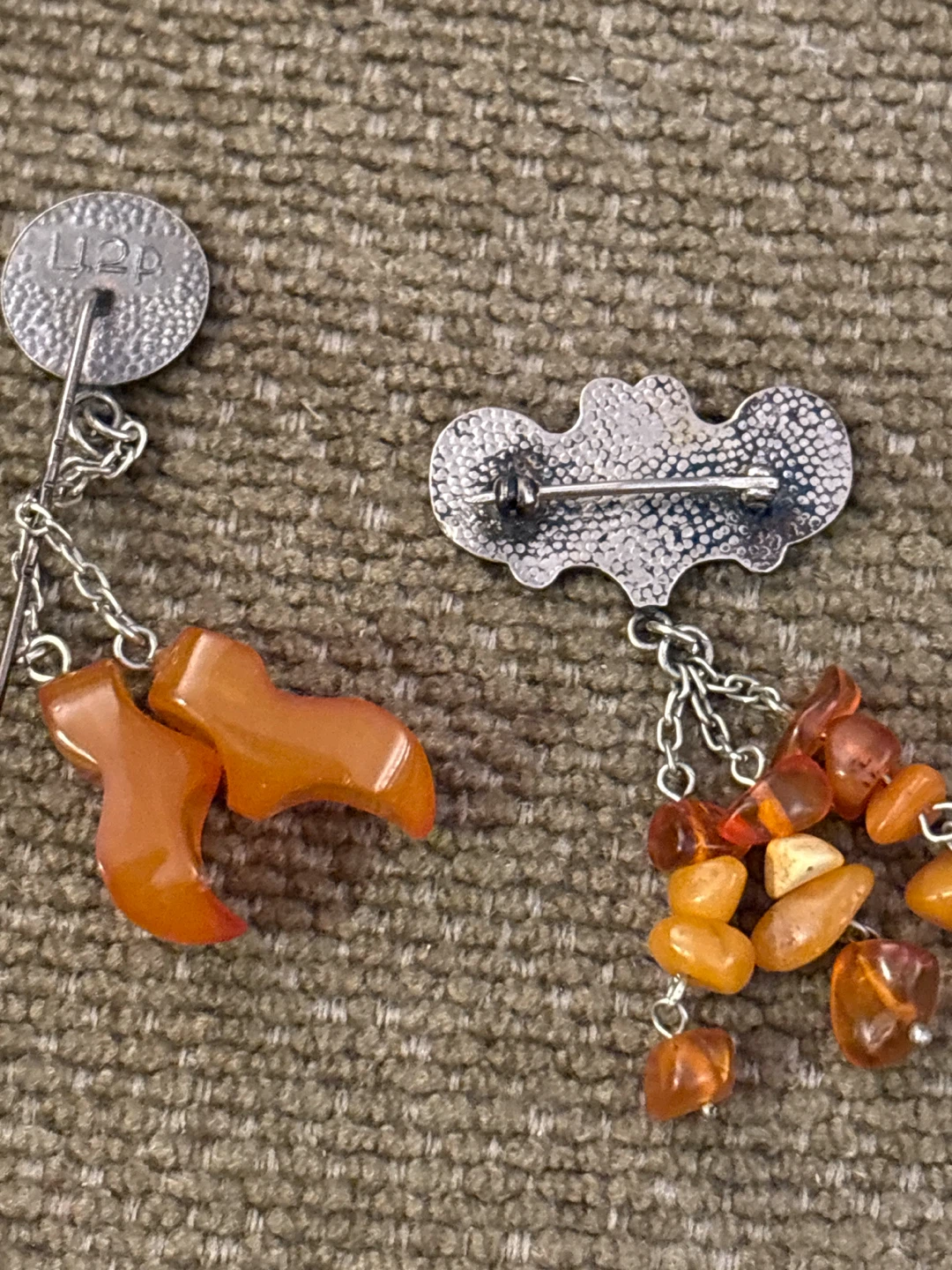 Two Vintage Lietuva Amber Brooches - photo 2