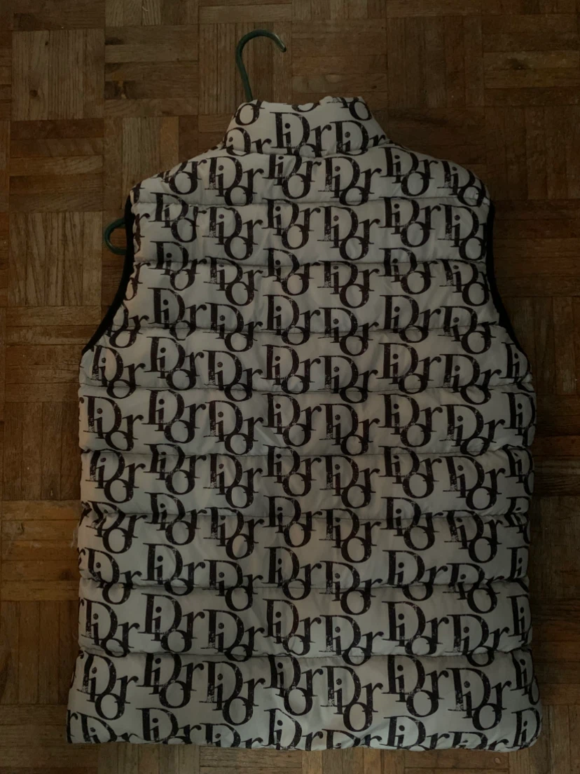 Christian Dior Puffer Vest - photo 2