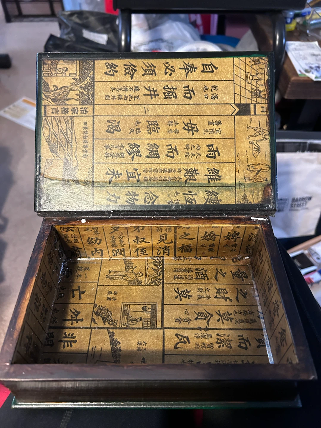 Vintage Style Decorative Storage Box - photo 2