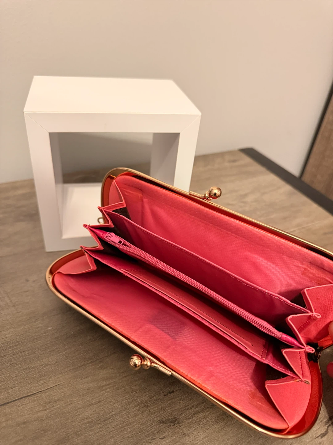 Black Bow Clutch Wallet - photo 3