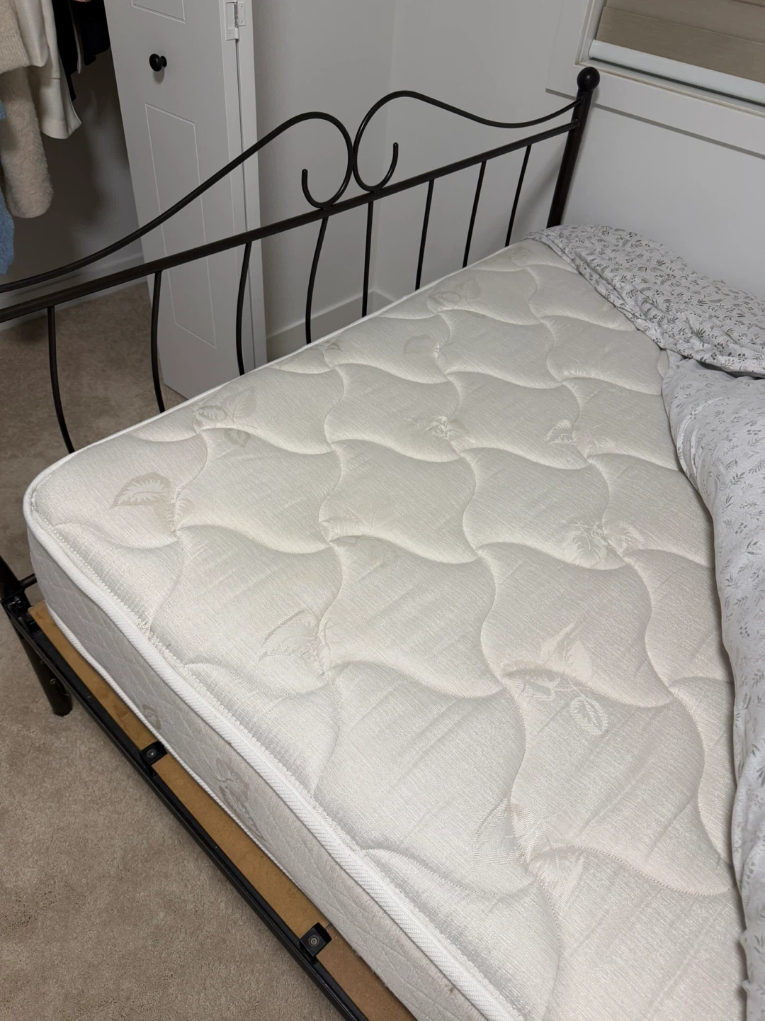 Black Metal Bed Frame + mattress queen size - photo 2