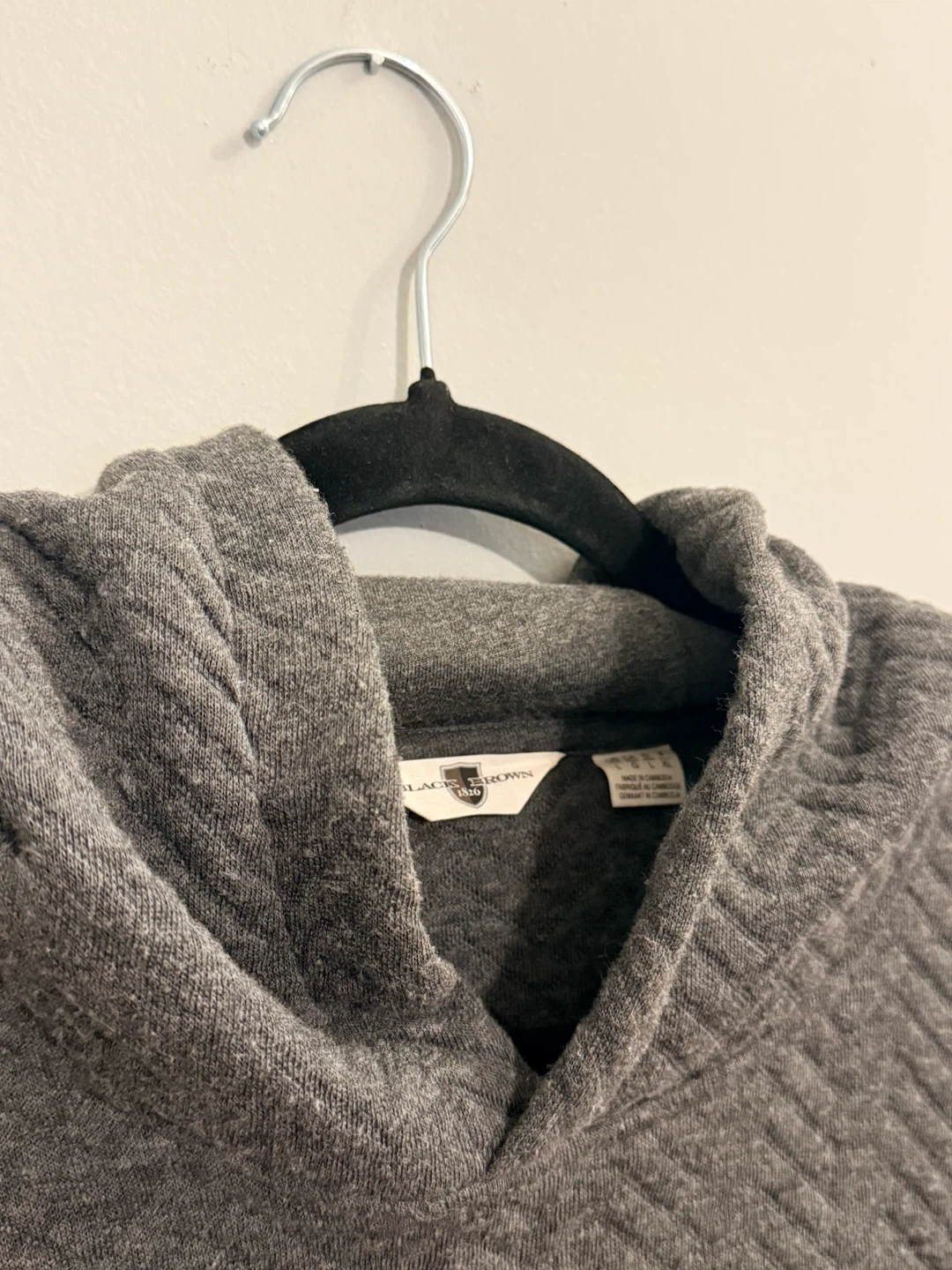LIKE NEW Black Brown 1826 Quilted Chevron Men’s Hoodie - L - photo 3