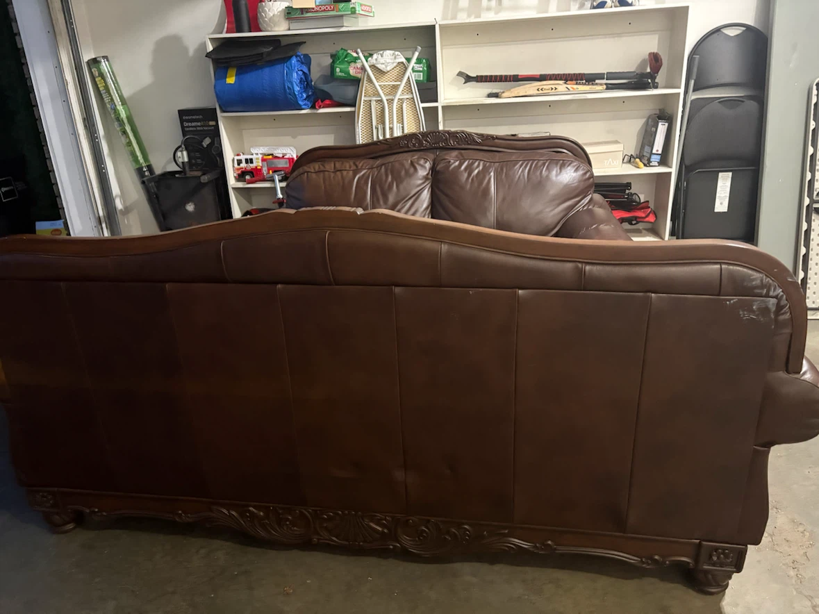 Traditional Brown Leather Loveseat and sofa - photo 3