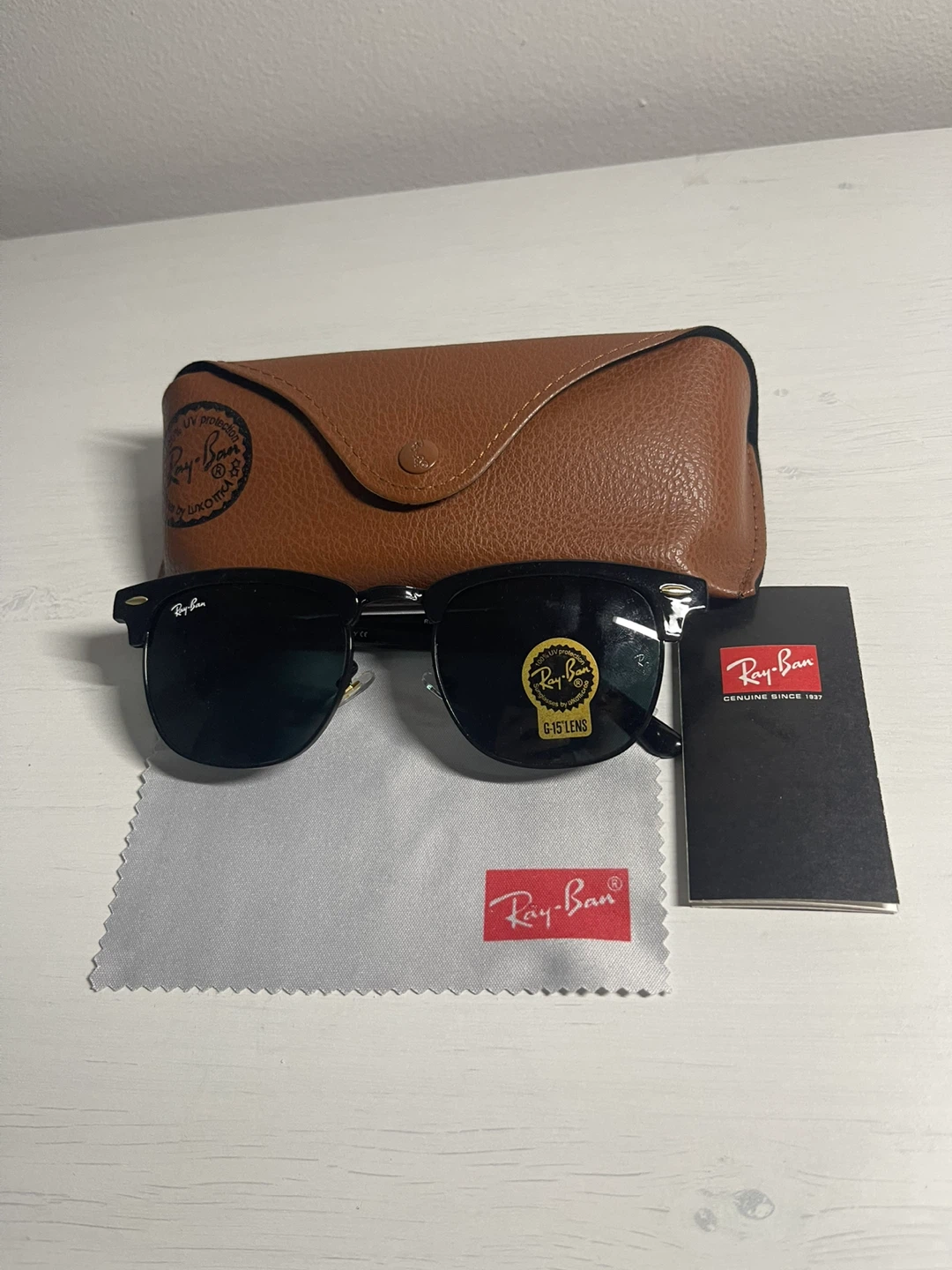 Ray-Ban Clubmaster RB3016 Sunglasses black brand new