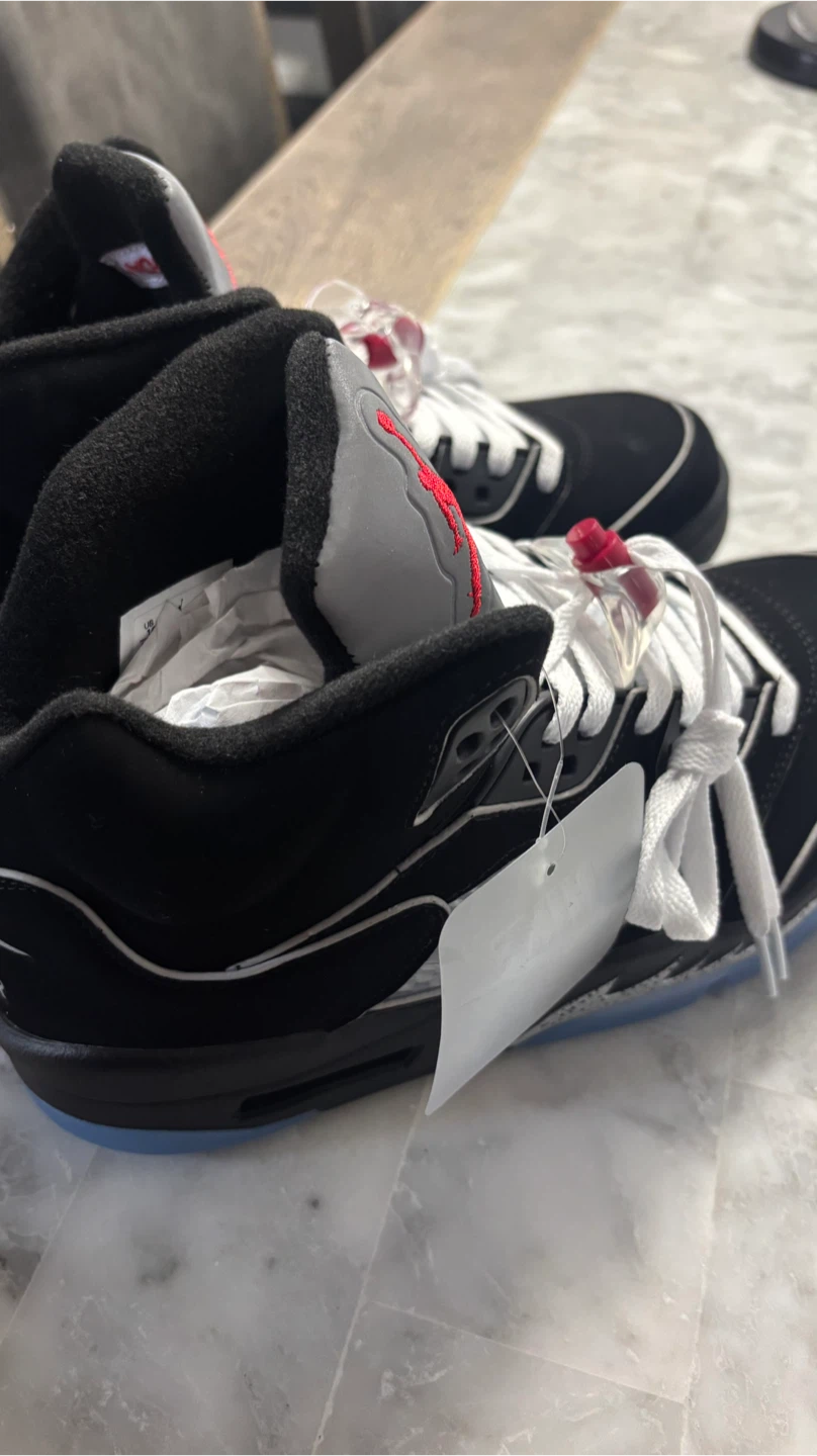 Nike Air Jordan 5 Retro Black - photo 5