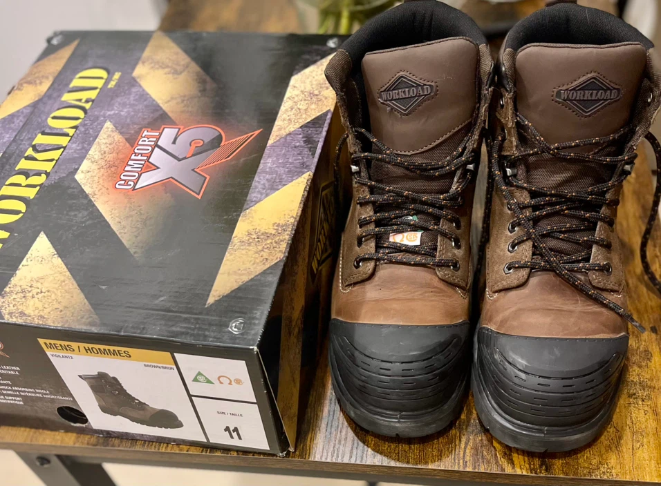 Steel Toe Safety Boots - Size 11 (Like New with Box)