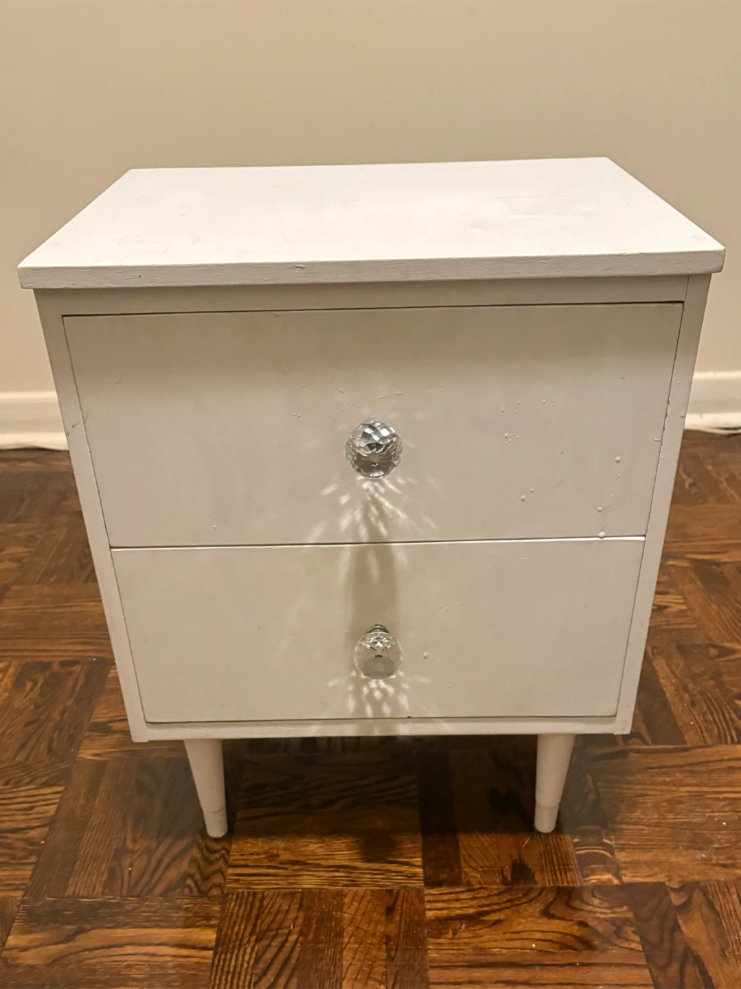 White 2-Drawer Nightstand