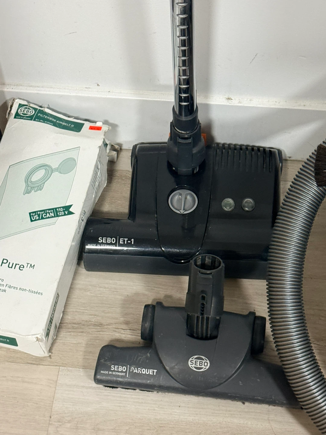 SEBO Airbelt D4 Premium Canister Vacuum - photo 2