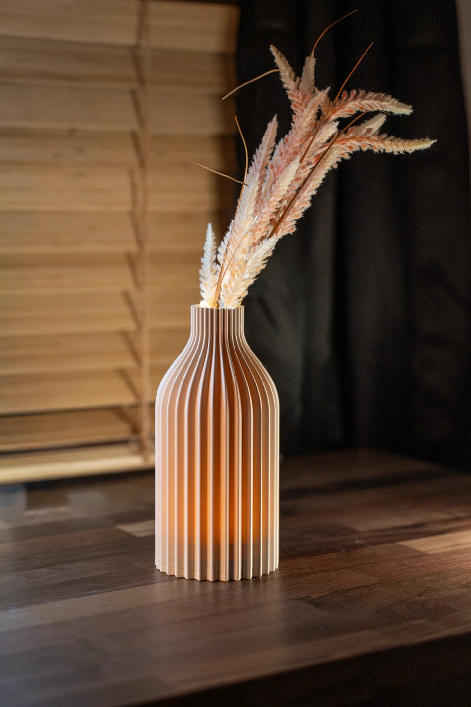 Vase ( Lamp )