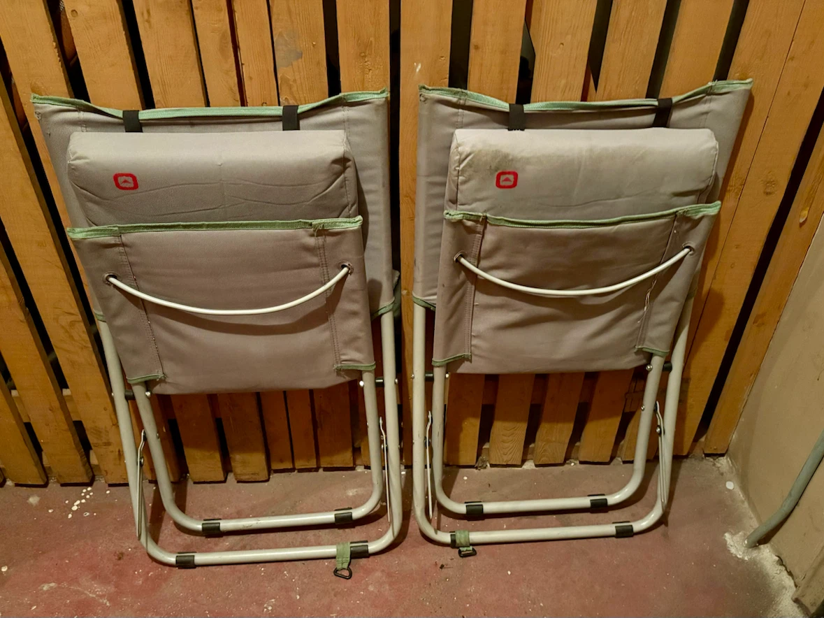 Two Olicamp folding chairs - photo 3