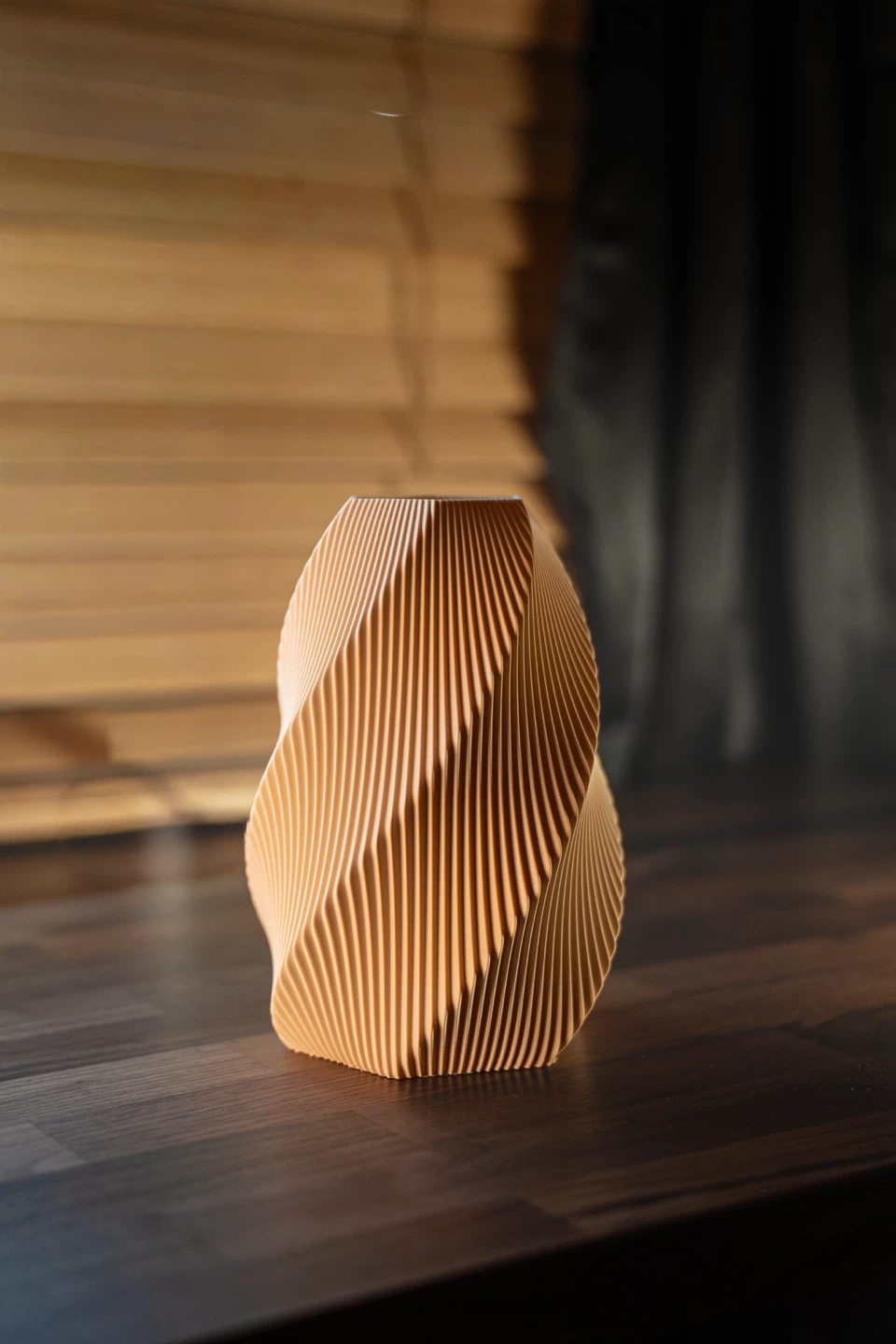 Flow vase