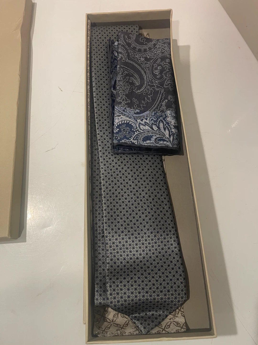 Brioni Men's Necktie and Pocket Square Set - photo 3
