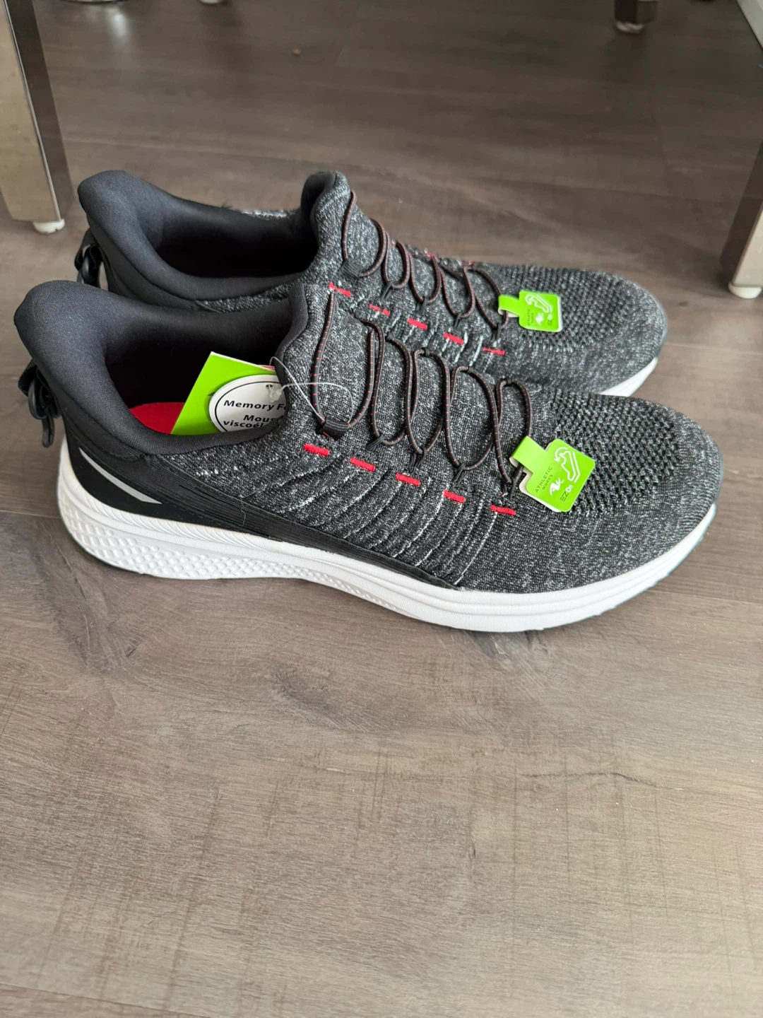 New Sneakers Size 10 US
