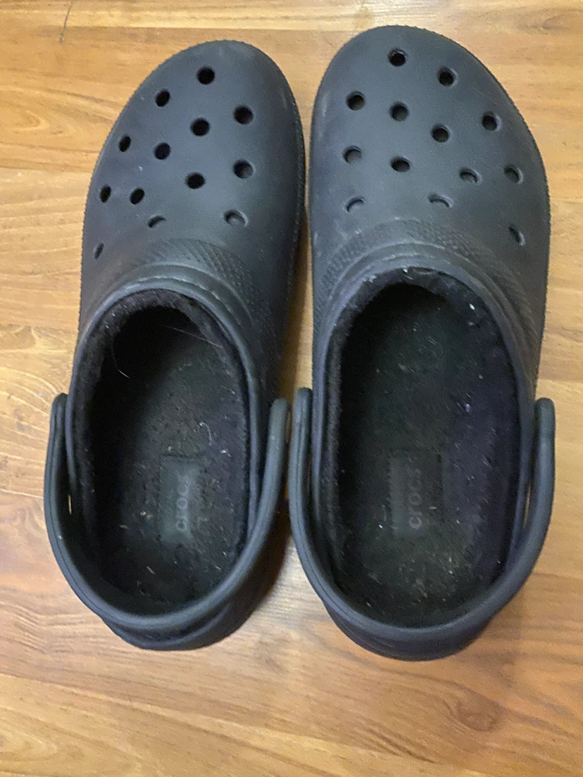 Black Lined Crocs - photo 4