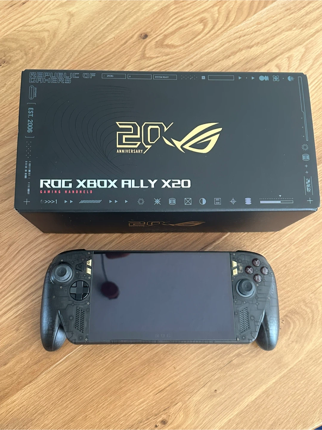 ASUS ROG Ally X20 20th Anniversary Edition Handheld