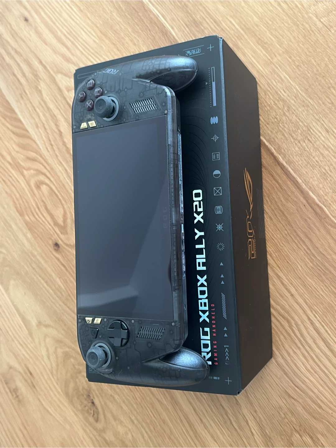 ASUS ROG Ally X20 20th Anniversary Edition Handheld - photo 3