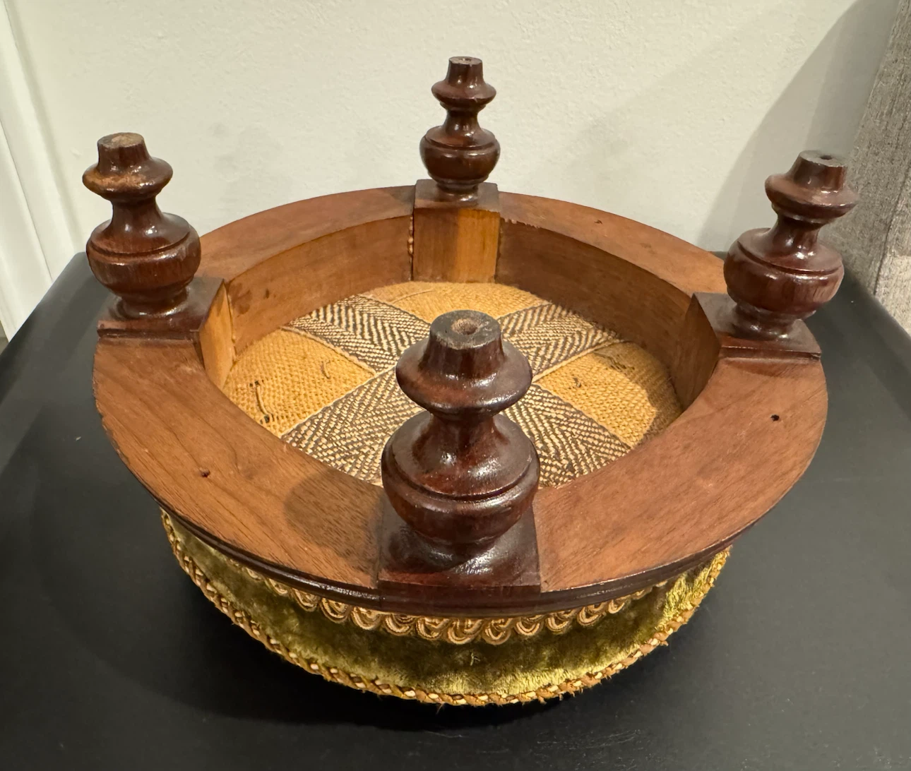 Antique Victorian Round Foot Stool - photo 5