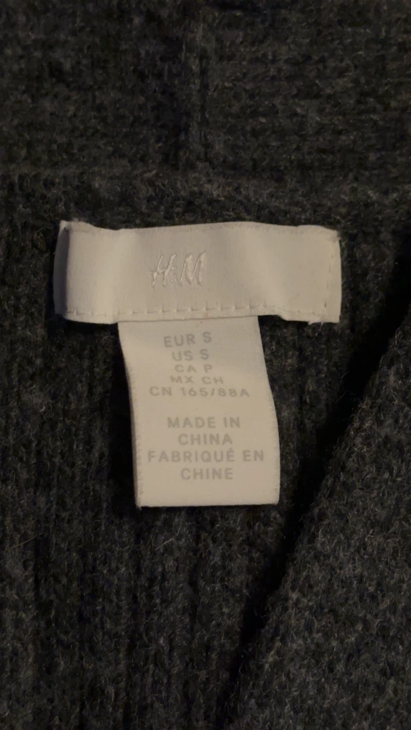 H&M Charcoal Grey Ribbed Cardigan - photo 2