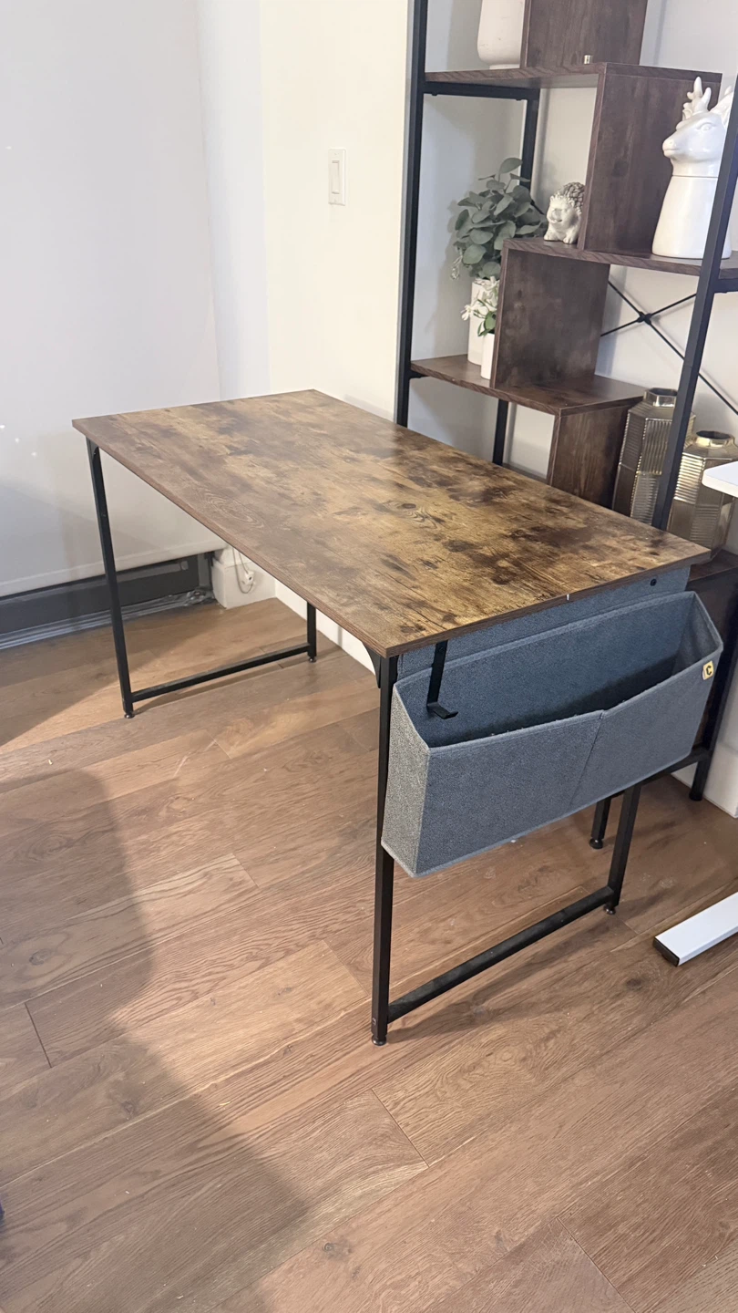 W23.5in/L47in/H30in Brown Table