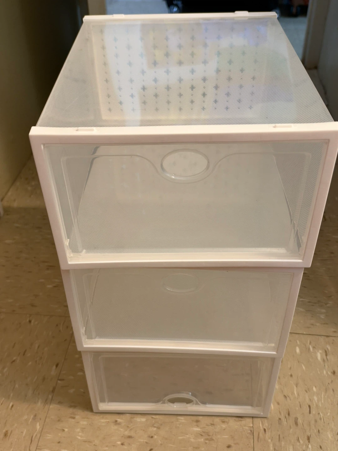 Set of 3 White Stackable Shoe or hats Storage Boxes - photo 2
