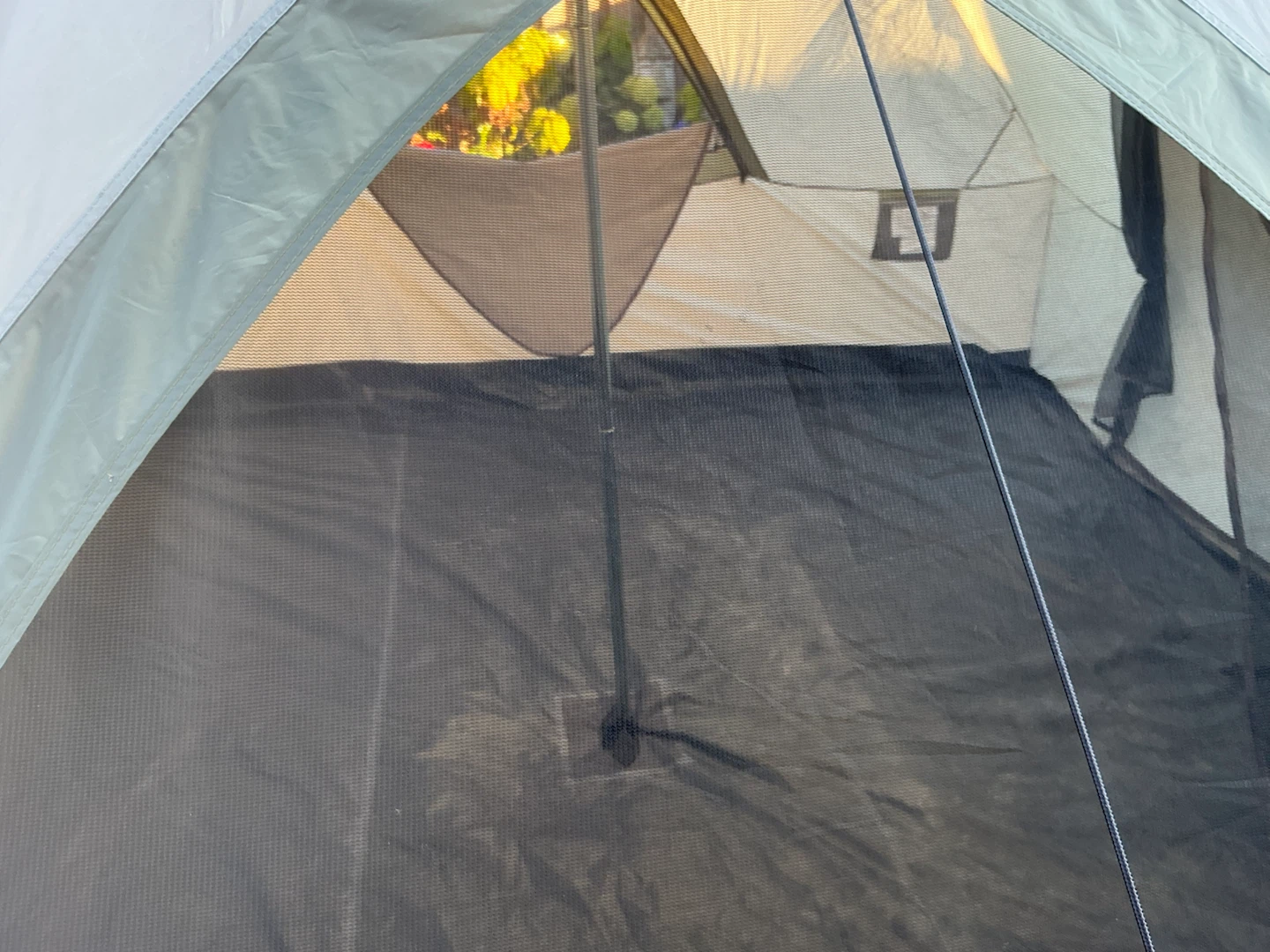 Cabela's Outback Lodge 12x12 Tent - photo 5