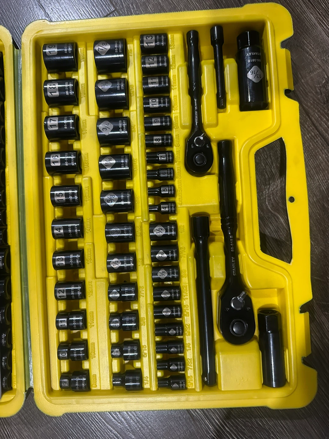 Stanley Professional Grade 99-Piece Socket Set - photo 3