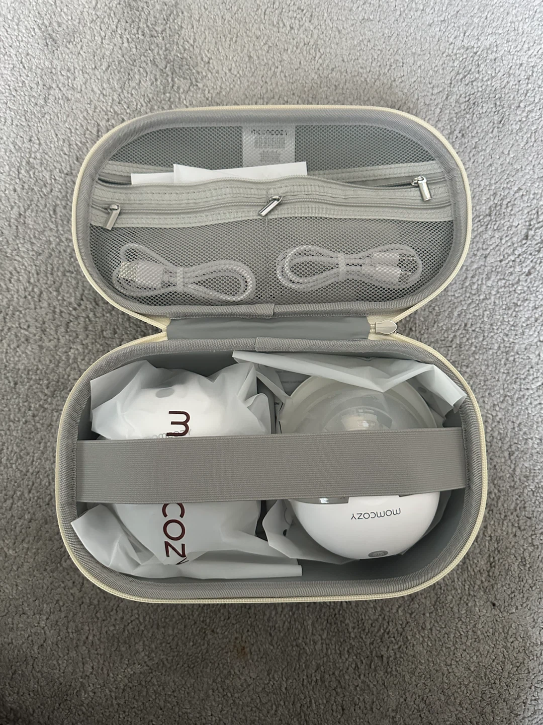 Momcozy Wearable Breast Pump Set - photo 2