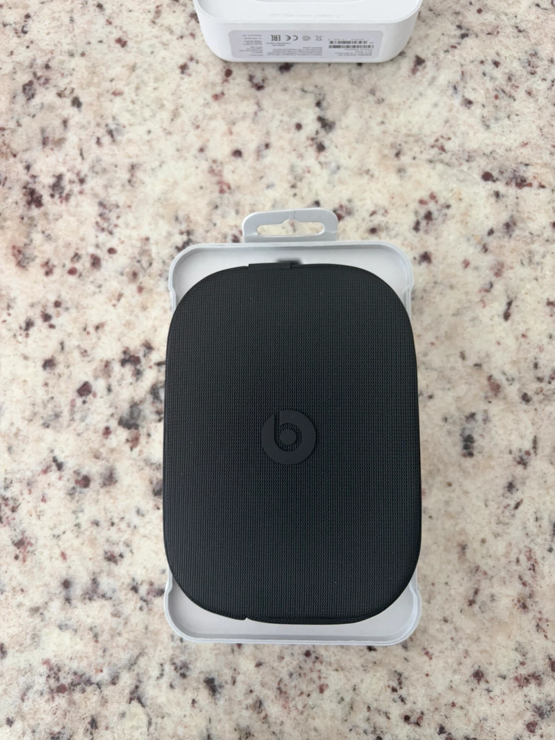 Beats Solo 4 Wireless On-Ear Headphones - photo 4