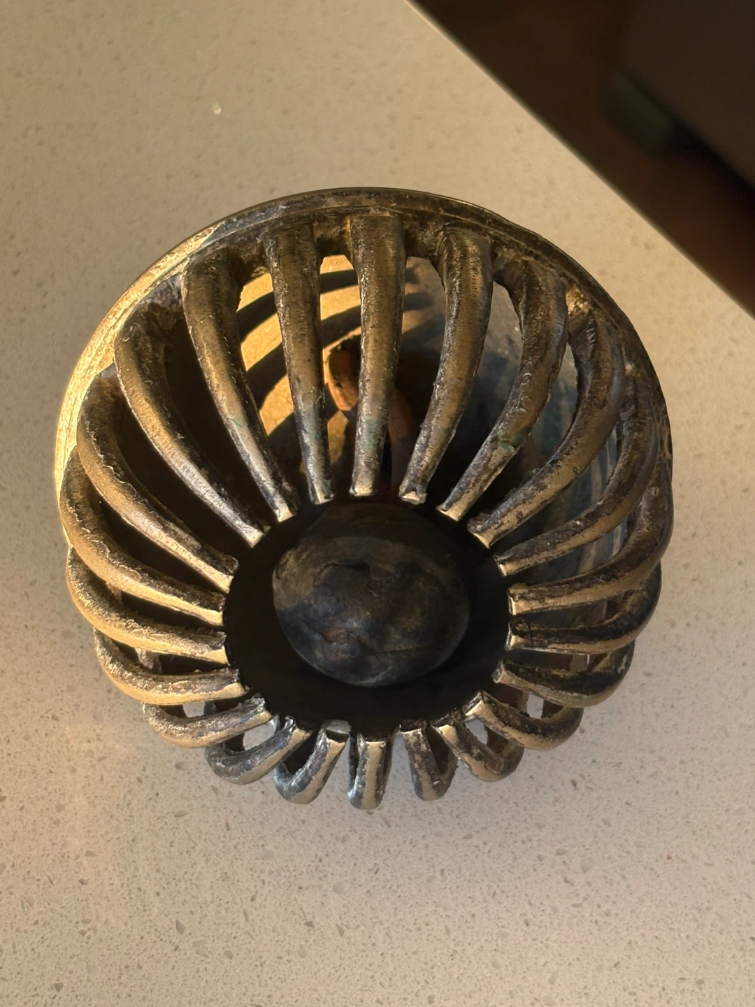 Antique Elephant Claw Bell - cloche pour éléphant - photo 3