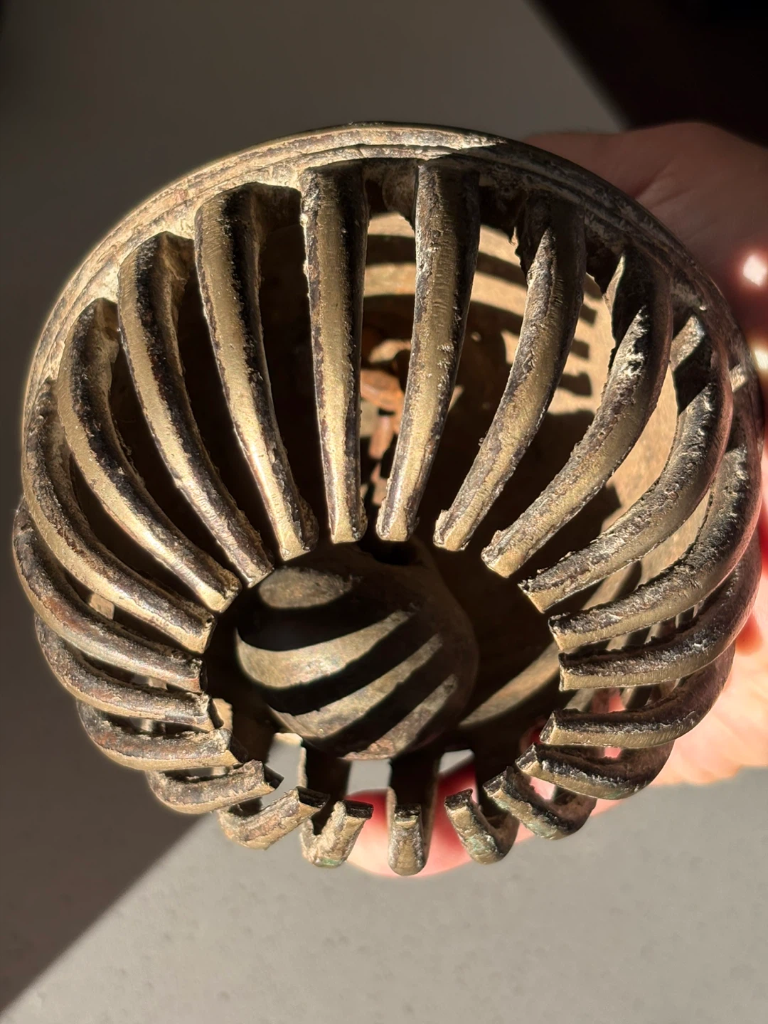 Antique Elephant Claw Bell - cloche pour éléphant - photo 5