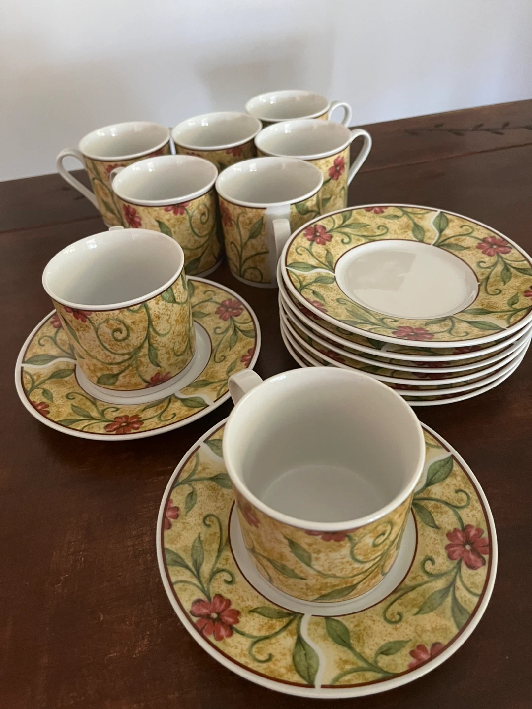 Floral Tea Cup and Saucer Set - photo 3